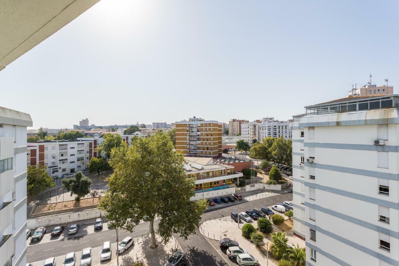 مبيت وإفطار Lisboa أجنحة مطار لشبونة المظهر الخارجي الصورة